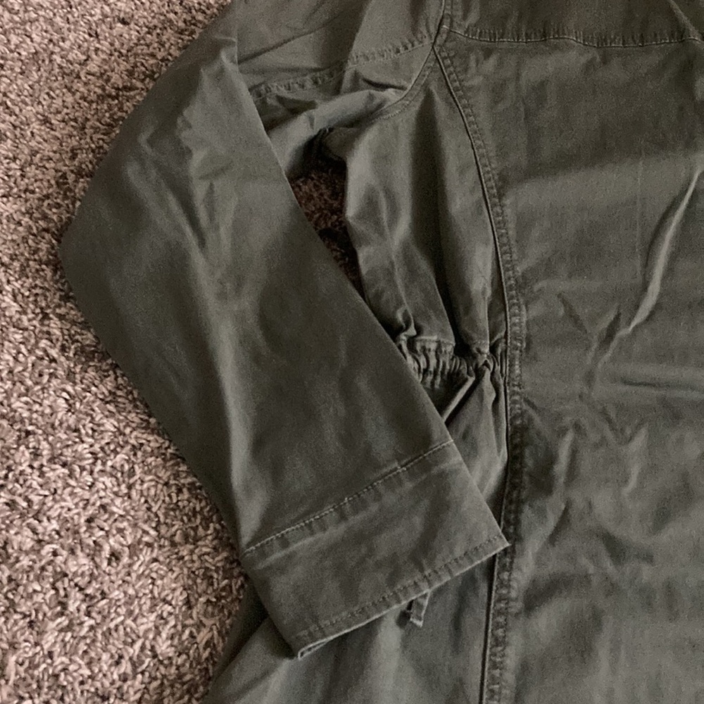 Army Green Color Size Large Spring Jacket. - image 6